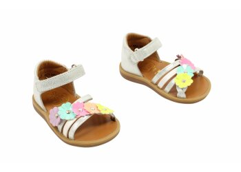 Pom d' Api sandaaltje