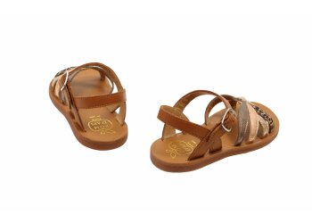 Pom d'Api sandaaltje