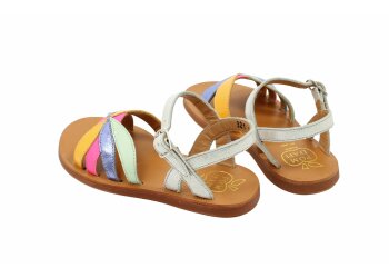 Pom d'Api sandaaltje