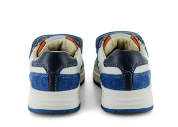 Stones and Bones runners