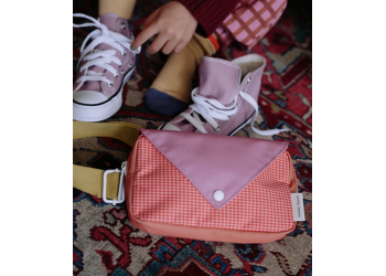 Sticky lemon fanny pack