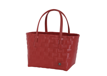 Handed By shopper