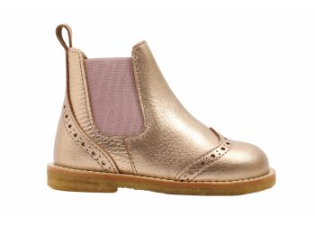 Blundstone chelsea boot