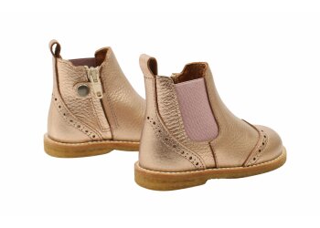 Blundstone chelsea boot