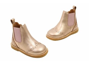 Blundstone chelsea boot