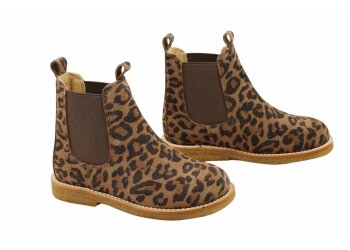Blundstone chelsea boot