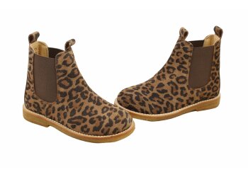 Blundstone chelsea boot