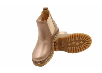 Blundstone chelsea boot