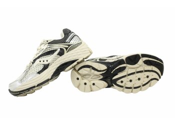 Saucony sneaker