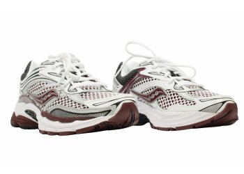 Saucony sneaker