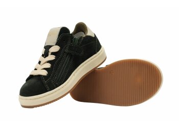 Hip sneakers