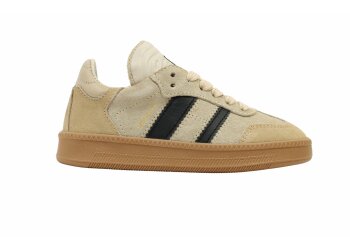 Hip sneakers