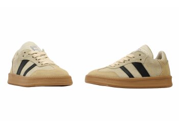 Hip sneakers