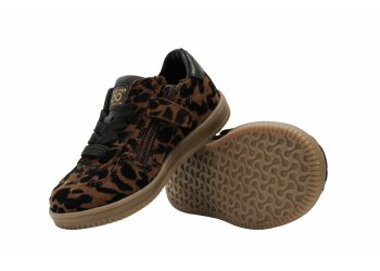 Hip sneakers