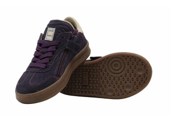 Hip sneakers