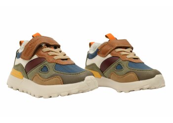 Shoopom sneakers