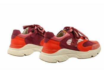 Stones and Bones runners