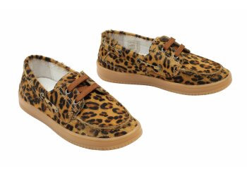Hip loafers