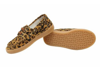 Hip loafers