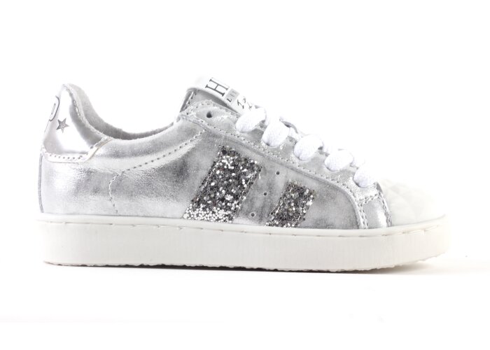 Alexander Mcqueen oversized dames sneakers wit/zilver - 01 - Vind je in  Sneakerstad