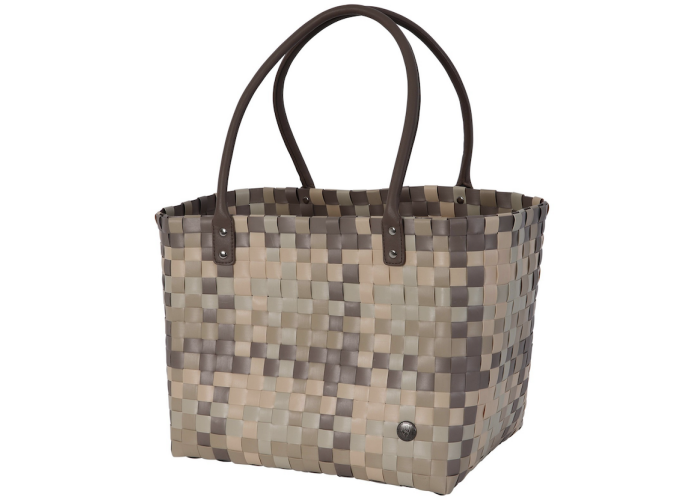 Handed By shopper