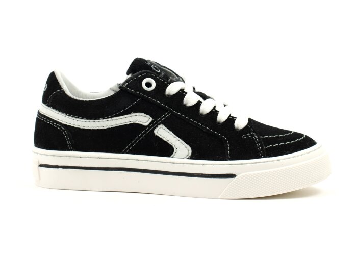 Hip sneakers