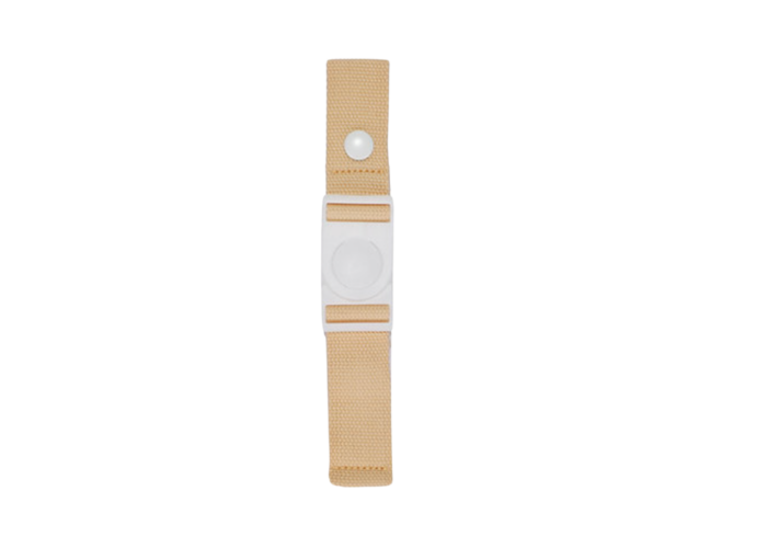 Sticky lemon chest strap