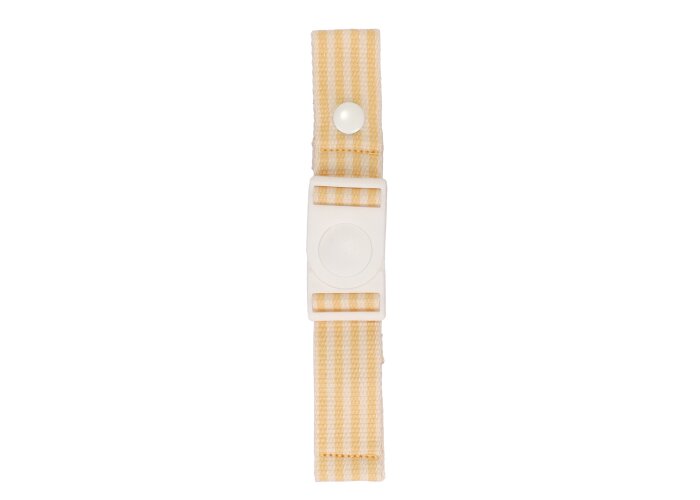 Sticky lemon chest strap