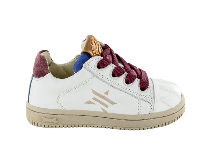 Stones and Bones sneakertje