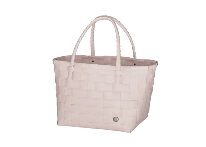Handed By shopper